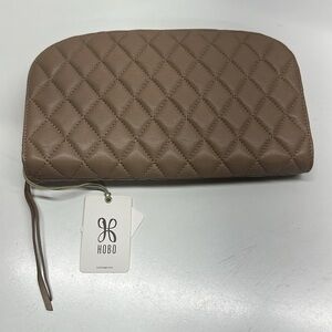 Hobo Cole Quilted Leather Clutch Bag Zip Around New Taupe Light Brown 12" x 7"